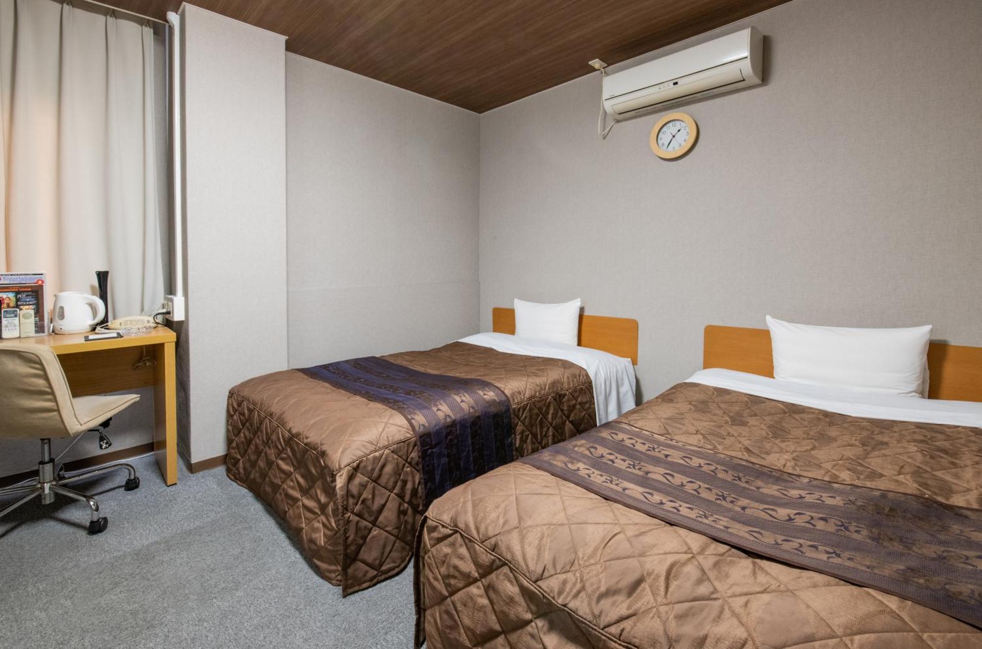 Hotel Wakamatsu Excel Isesaki Экстерьер фото